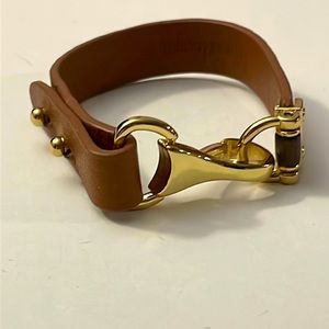 Genuine leather bracelet